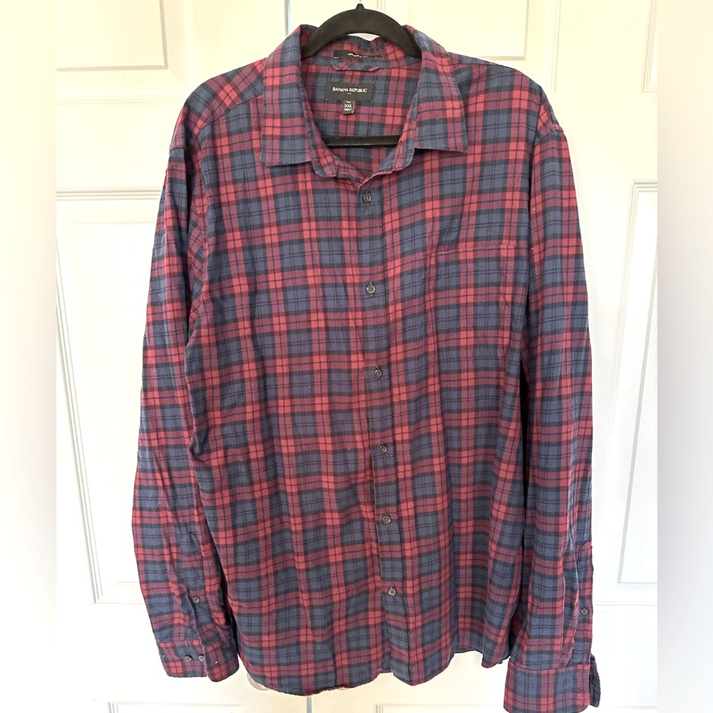 GUC - Banana Republic Men’s XXL Striped Flannel Shirt